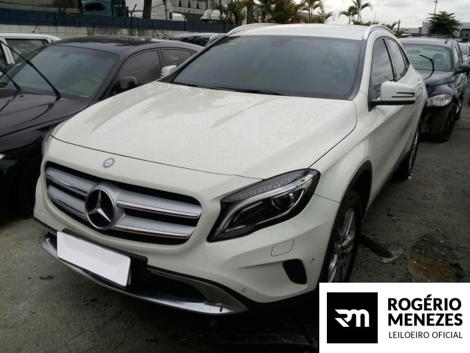 MERCEDES BENZ GLA 16/16